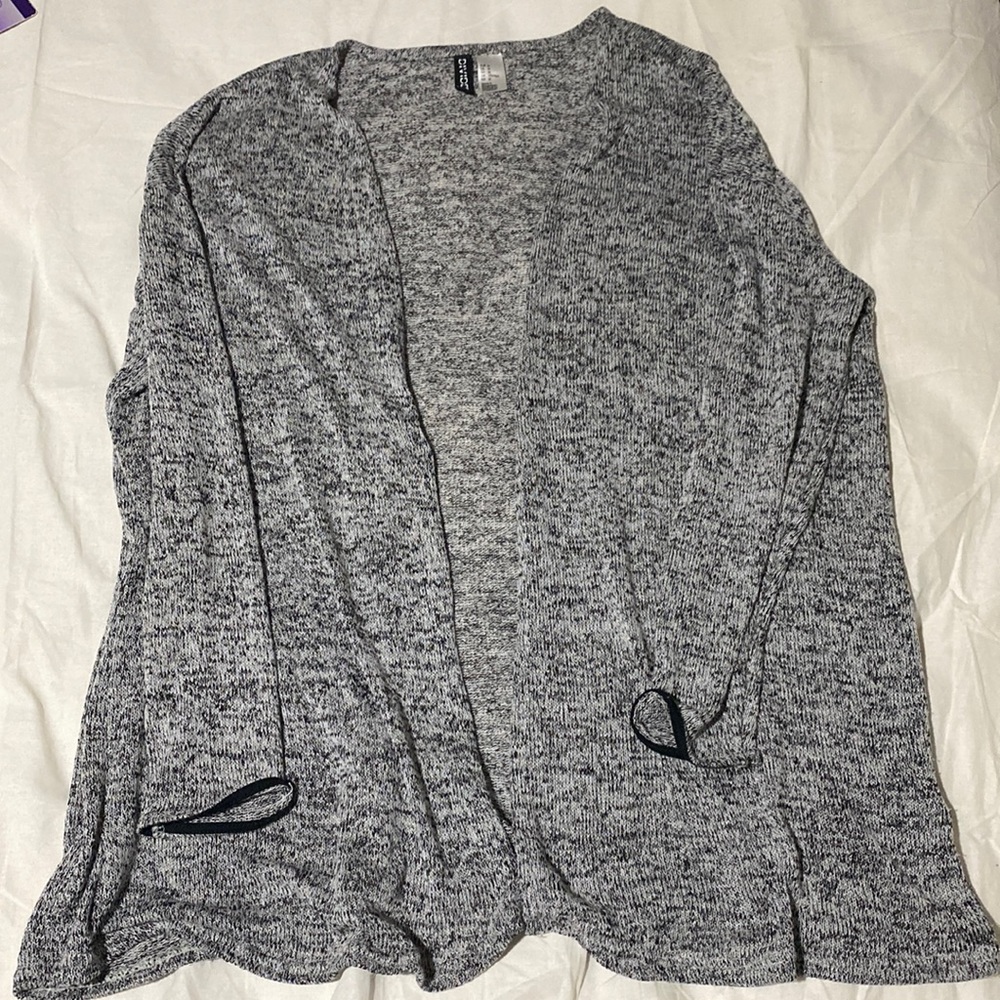 H&M GREY CARDIGAN